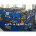 Lager-span curve rolling forming machine
